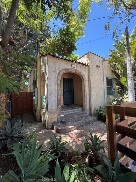 1347 N Citrus - Photo 1