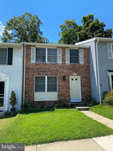 8122 Parkdale Court - Photo 1