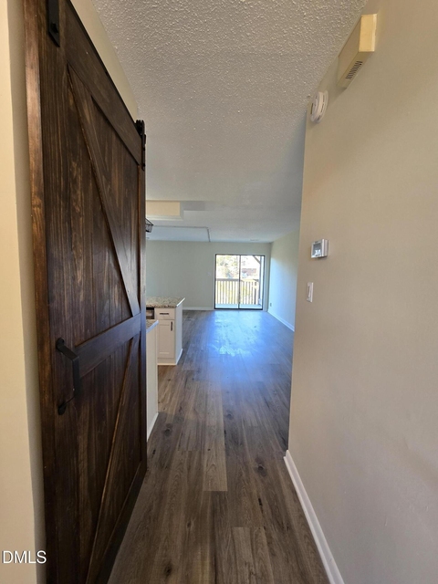 3071 Huntleigh Drive - Photo 1