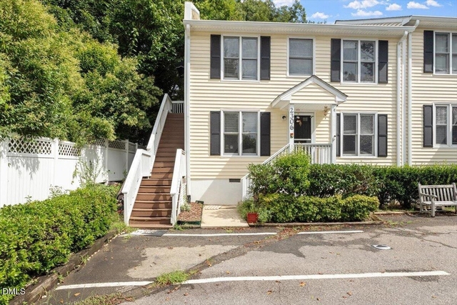 2306 Stafford Avenue - Photo 1