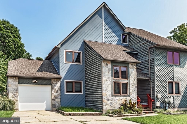 33 Foxtail Court - Photo 1