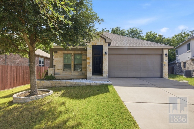 821 Schefer St - Photo 1