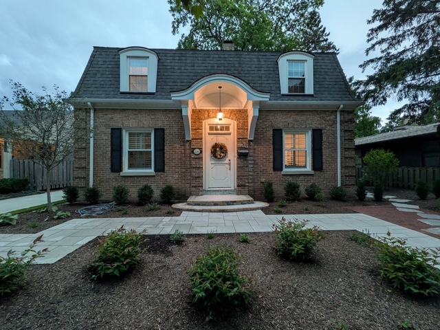 2741 Lincolnwood Drive - Photo 1
