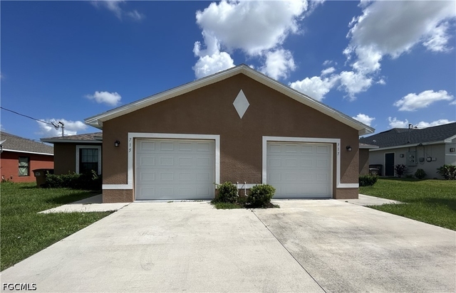 717 Se 7th Street - Photo 1