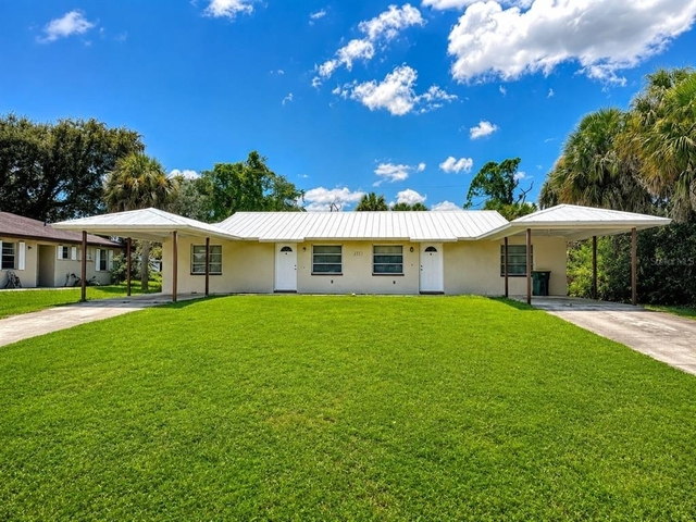 257 Camillia Lane - Photo 1