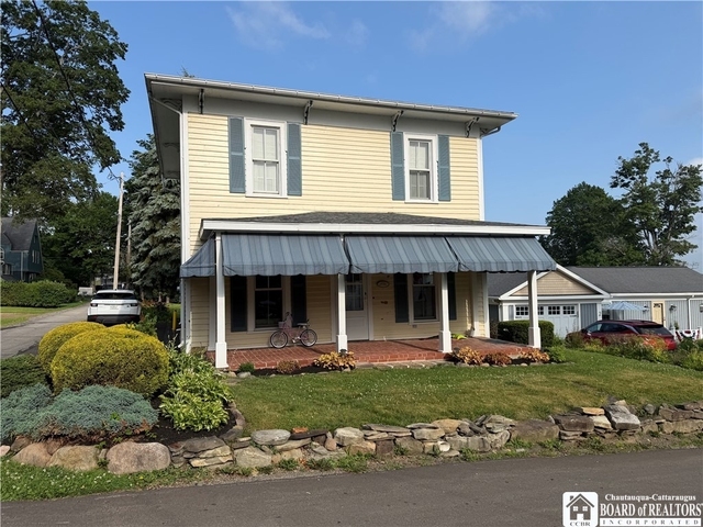 4 Atlantic Avenue - Photo 1