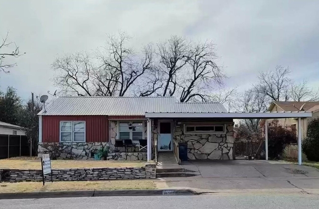 1623 Woodruff Lane - Photo 1