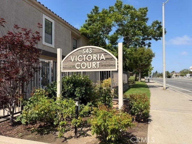 543 Victoria Street - Photo 1