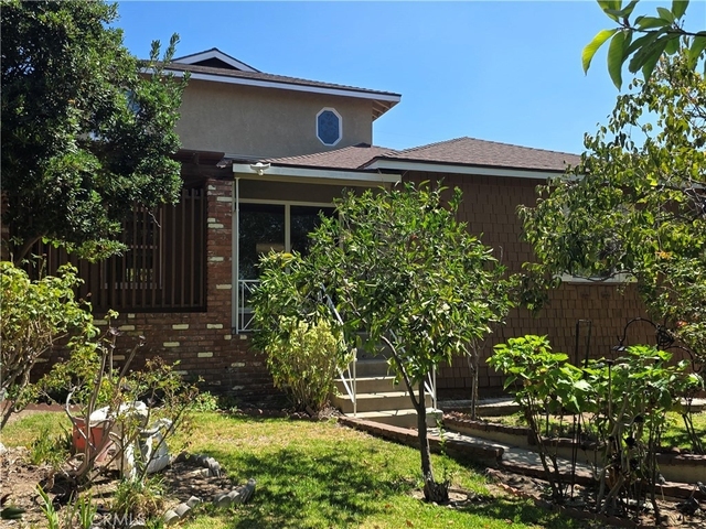 3255 Henrietta - Photo 1