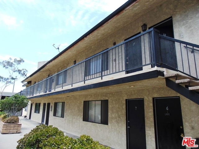 12100 Birch Avenue - Photo 1