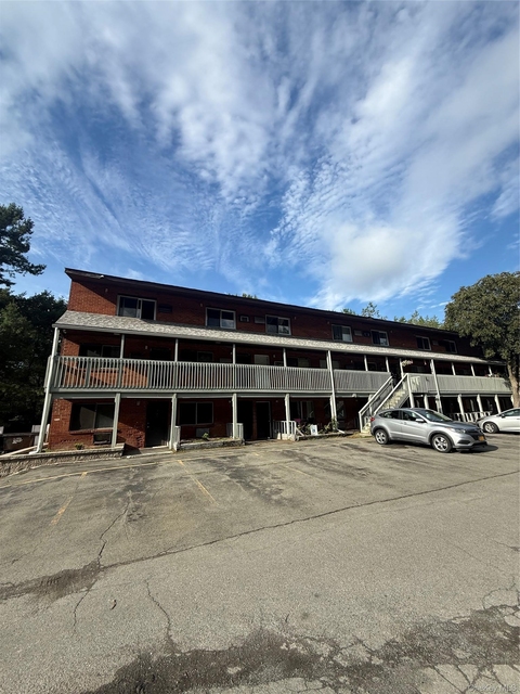 81 Shaker Heights Road - Photo 1