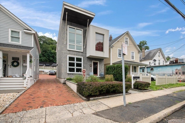 97 Pine Hollow Road - Photo 1