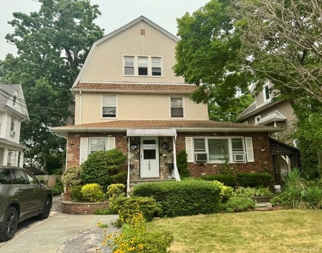 100 Earle Avenue - Photo 1