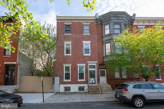 1526 Mount Vernon Street - Photo 1