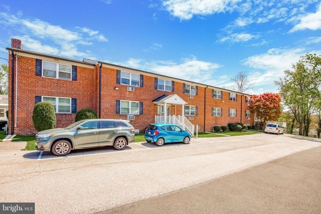 500 Manor House Lane - Photo 1