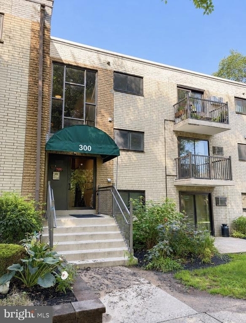 1575 W Street Road - Photo 1