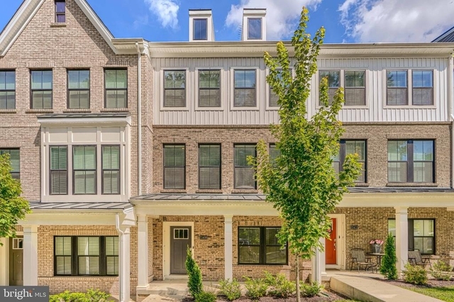 11409 Starlight Place - Photo 1