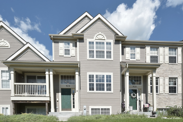 923 Emerald Drive - Photo 1