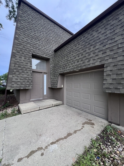 1637 Sheffield Drive - Photo 1