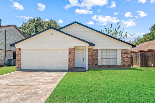 1022 Sierra Shadows Drive - Photo 1