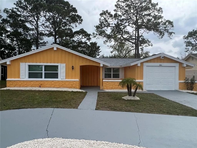 8414 Clover Hill Loop - Photo 1
