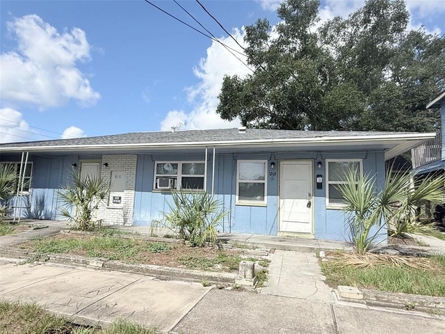 1201 22nd Avenue S - Photo 1