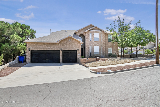 918 Bellacumbre Drive - Photo 1