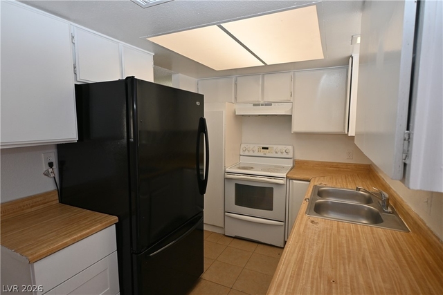 2301 Stewart Avenue - Photo 1