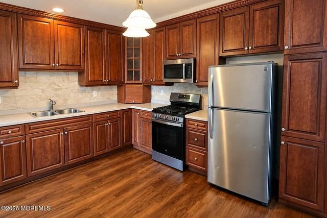 111 Shinnecock Drive - Photo 1