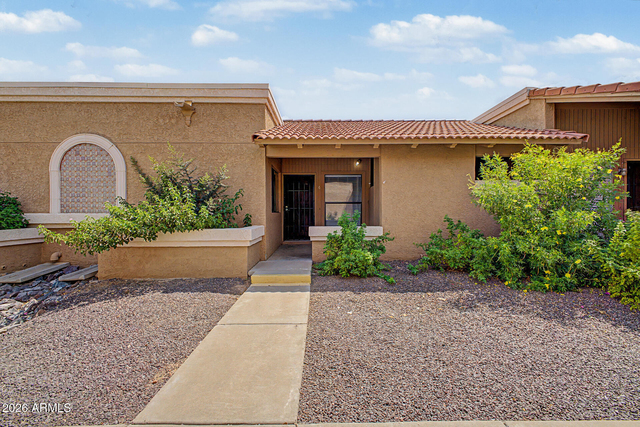 316 W Hononegh Drive - Photo 1