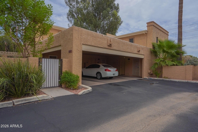 10407 N 10th Place - Photo 1