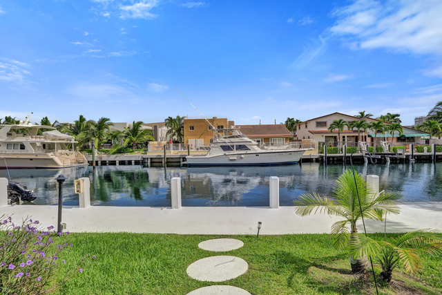 3209 Ne 36th Street - Photo 1
