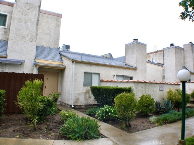 21015 Gresham - Photo 1
