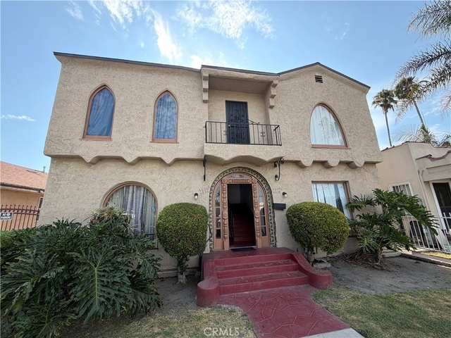 5036 Denker Avenue - Photo 1