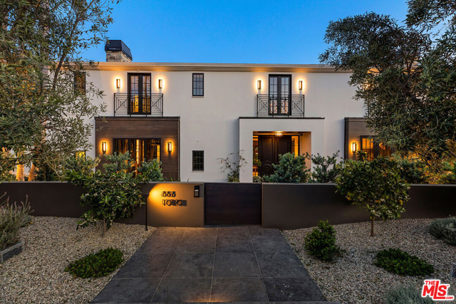 888 Toulon Drive - Photo 1