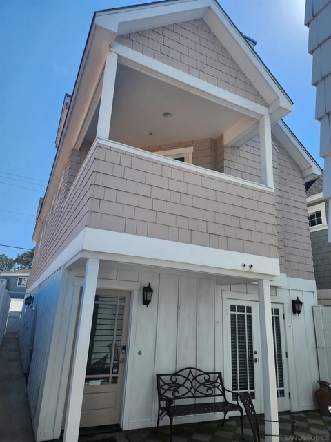 851 G Ave - Photo 1