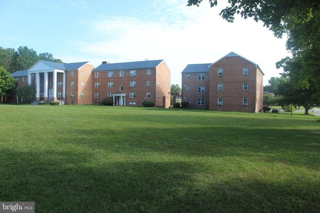 300 Northern Avenue - Photo 1