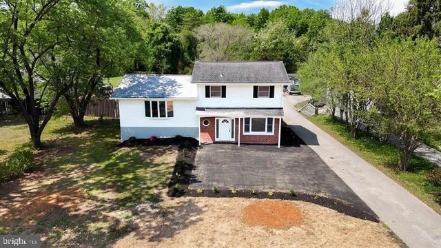 1528 Matthews Town Road - Photo 1
