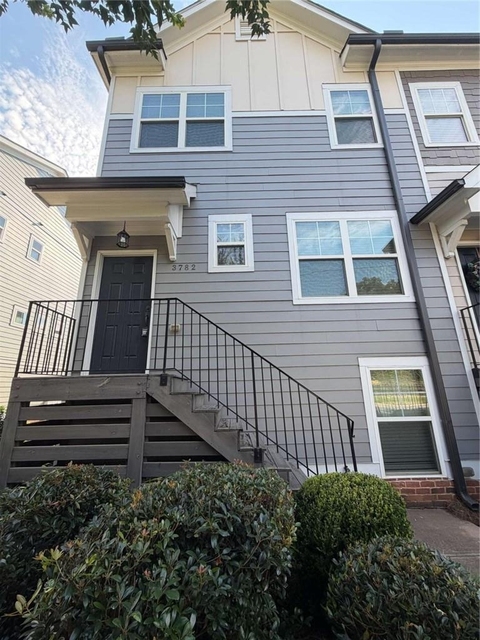 3782 Oxford Circle - Photo 1