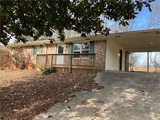 8475 Lee Road - Photo 1