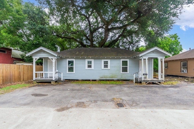 713 W Willis Street - Photo 1