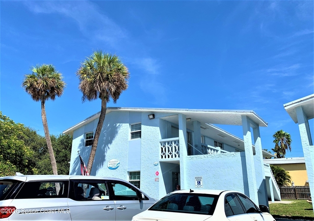 308 Buchanan Avenue - Photo 1