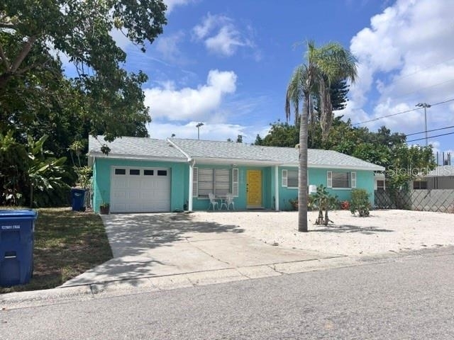 8218 43rd Avenue W - Photo 1