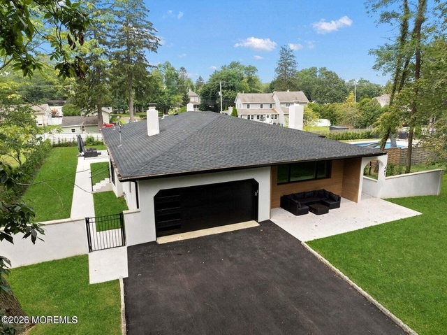 441 Slocum Place - Photo 1
