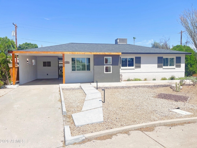 2340 E Turney Avenue - Photo 1