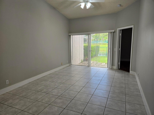 1861 Sw 116th Way - Photo 1
