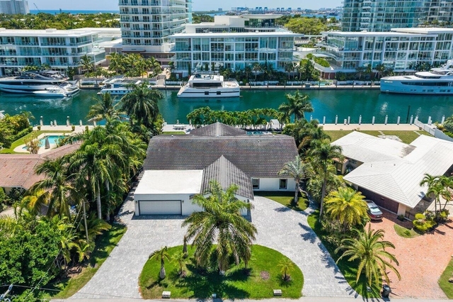 2540 Mercedes Drive - Photo 1