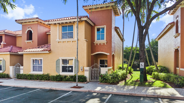 4962 Leeward Lane - Photo 1