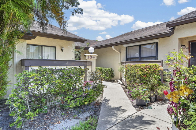 184 Mastic Tree Court - Photo 1