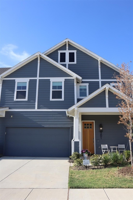201 Chestnut - Photo 1